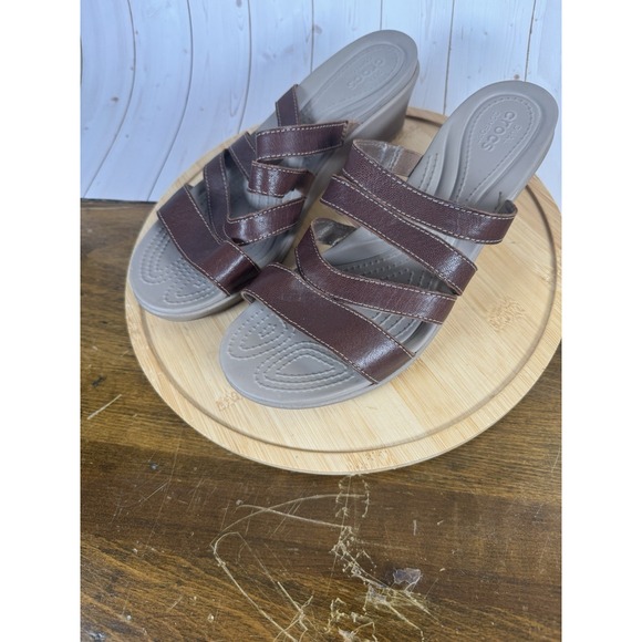 Crocs Leigh-Ann Leather Strap Mini Wedge Women's Size 9 Brown Comfort Sandals - Picture 2 of 10